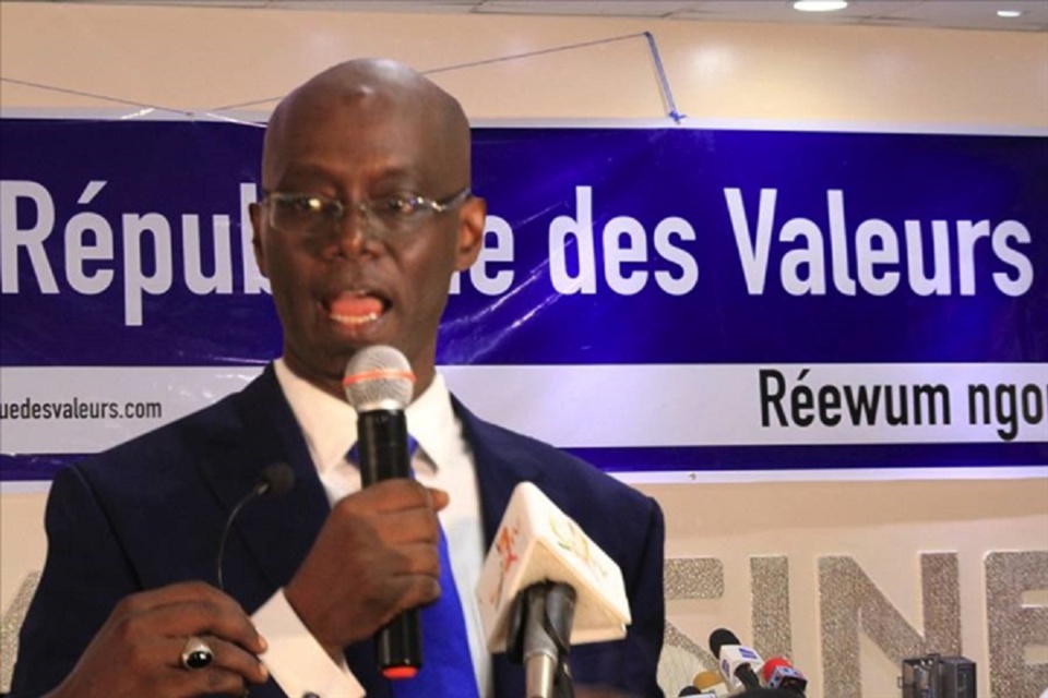 « 2017, ANNEE DE LA CLARIFICATION »: Thierno Alassane Sall massacre le régime de Macky Sall «qui a fait entrer le pays dans une impasse... » « 2017, ANNEE DE LA CLARIFICATION »: Thierno Alassane Sall massacre le régime de Macky Sall «qui a fait entrer le pays dans une impasse... »