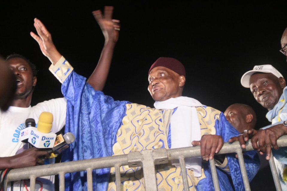 INCROYABLE MAIS VRAI, AUTRE TEMPS AUTRE MOEURS: Les libéraux trouvent que 500 F la carte, c’est trop cher INCROYABLE MAIS VRAI, AUTRE TEMPS AUTRE MOEURS: Les libéraux trouvent que 500 F la carte, c’est trop cher