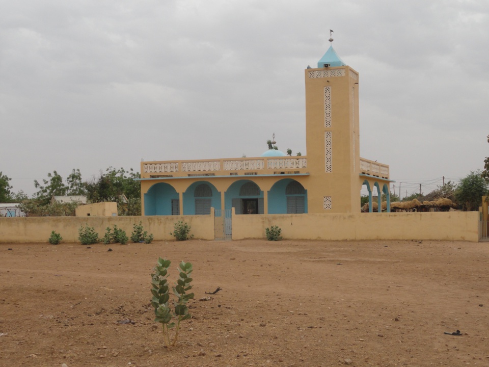 TENSIONS PERMENANTES ENTRE L’IMAM ET LA COMMISSION DE GESTION: Le préfet de Pikine signe l’arrêté de fermeture de la mosquée de Thiaroye Wakhinane 3 TENSIONS PERMENANTES ENTRE L’IMAM ET LA COMMISSION DE GESTION: Le préfet de Pikine signe l’arrêté de fermeture de la mosquée de Thiaroye Wakhinane 3