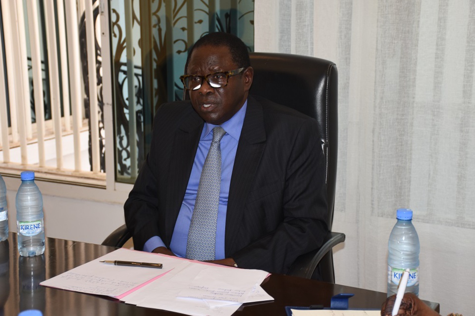 PAPE DIOP SE RADICALISE: «Macky a commandé des voitures dans une logique d'intimidation, de brimades et de répression» PAPE DIOP SE RADICALISE: «Macky a commandé des voitures dans une logique d'intimidation, de brimades et de répression»