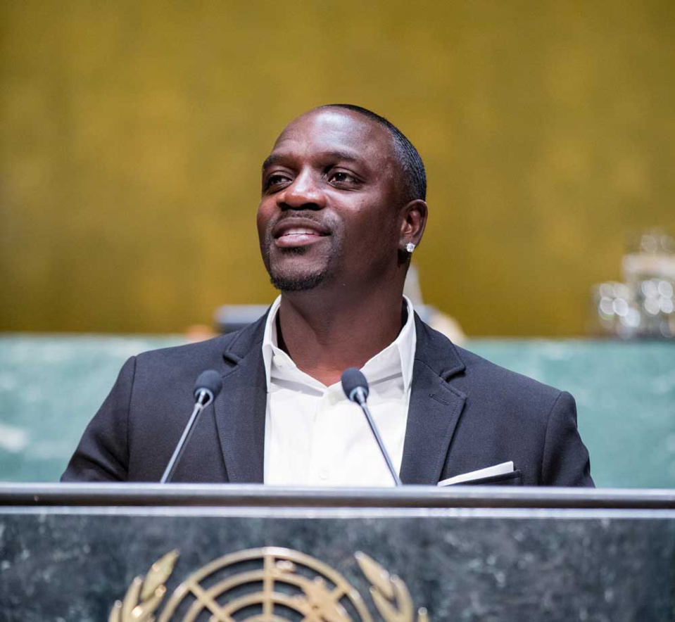 AKON AFFICHE SES AMBITIONS POLITIQUES: «Je ne suis pas intéressé par la présidence au Sénégal mais le bureau ovale…» AKON AFFICHE SES AMBITIONS POLITIQUES: «Je ne suis pas intéressé par la présidence au Sénégal mais le bureau ovale…»