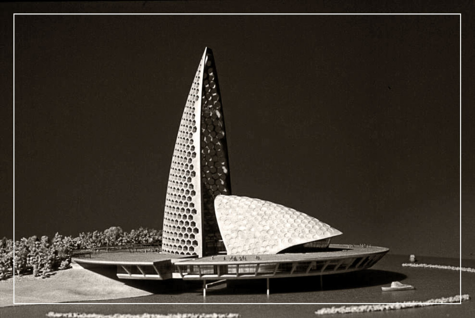 Malick Kane réalisateur du film le Mémorial de Gorée : "le film est un message fort pour le démarrage des chantiers du Mémorial de Gorée" Malick Kane réalisateur du film le Mémorial de Gorée : "le film est un message fort pour le démarrage des chantiers du Mémorial de Gorée"