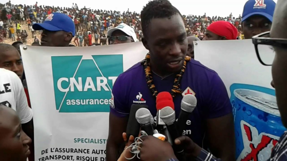 SITEU PHENOMENE DE LANSAR: «Guy-gui est vieux et je vais l’attaquer» SITEU PHENOMENE DE LANSAR: «Guy-gui est vieux et je vais l’attaquer»