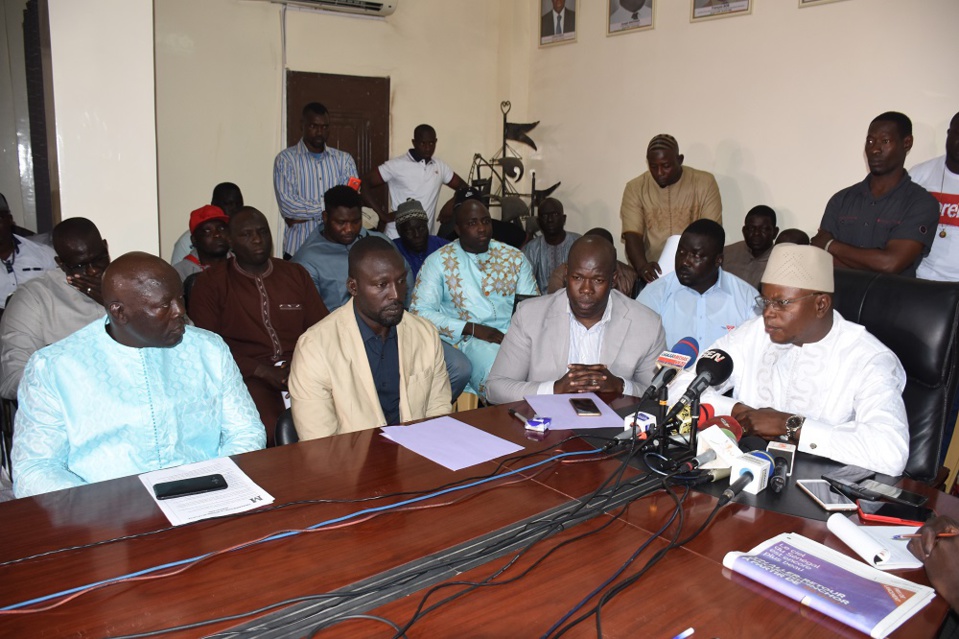 AUDIENCE AVEC LE MINISTRE DES SPORTS : Les lutteurs plus divisés que jamais AUDIENCE AVEC LE MINISTRE DES SPORTS : Les lutteurs plus divisés que jamais