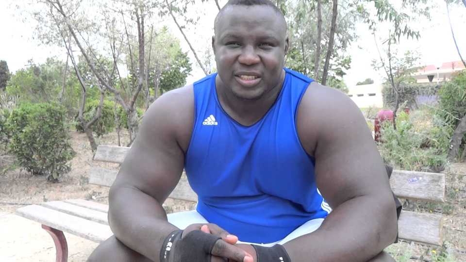 BOMBARDIER PILONNE LE LUTTEUR PIKINOIS: «Eumeu Sène est un jaloux, un lutteur qui n’a rien gagné, son seul fort, c’est courir derrière les programmes» BOMBARDIER PILONNE LE LUTTEUR PIKINOIS: «Eumeu Sène est un jaloux, un lutteur qui n’a rien gagné, son seul fort, c’est courir derrière les programmes»