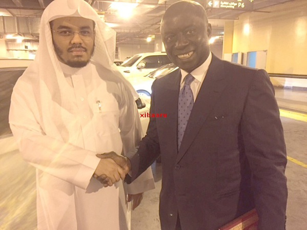 ​Idy à La Mecque actuellement en train de faire sa Oumra