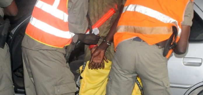 USURPATION DE FONCTION A GOLF SUD: Un faux douanier arrêté chez lui avec un important arsenal de confection de faux documents