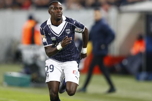 ​Naples serais intéresse par Sabaly