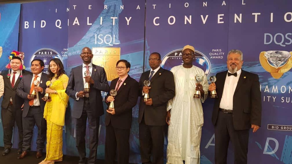 CONVENTION INTERNATIONALE STAR FOR LEADERSHIP IN QUALITY 2018: Delgas Assainissement, propriété de Gana Ngom, cousin de Abdoulaye Baldé, primée à Paris CONVENTION INTERNATIONALE STAR FOR LEADERSHIP IN QUALITY 2018: Delgas Assainissement, propriété de Gana Ngom, cousin de Abdoulaye Baldé, primée à Paris