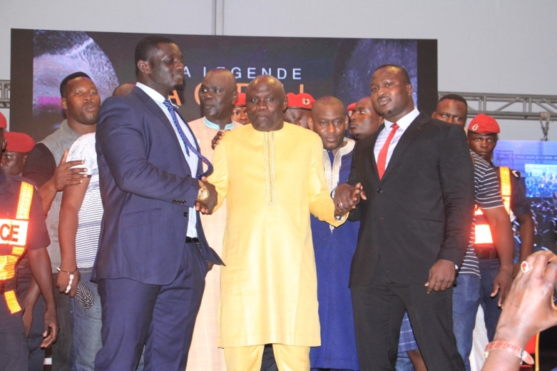 ECHANGE HOULEUX ENTRE BALLA GAYE 2 ET MODOU LÖ: Déjà de l’électricité dans l’air !