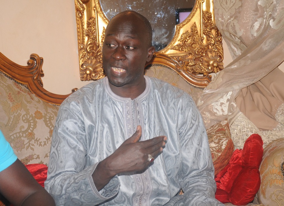 Alioune Ndione ancien coach de Lutte Olympique ouvre sa boite de souvenirs:«Les vomissements de Yekini à son premier jour d’entrainement…La défaite de Tyson en Tunisie…, les raisons de mon exil en Europe…»