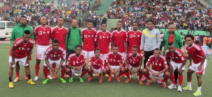 TOUT ROUGE AU STADE MAHAMASINA: Les supporters malgaches veulent mettre le feu face au Sénégal