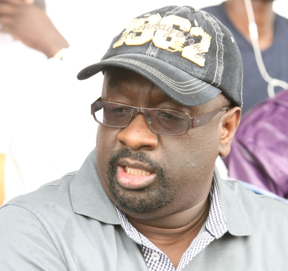 CHASSE DU STADE NGALANDOU DIOUF COMME UN MALPROPRE: Babacar Ndiaye, président de TFC, se «défoule» sur le maire de Rufisque CHASSE DU STADE NGALANDOU DIOUF COMME UN MALPROPRE: Babacar Ndiaye, président de TFC, se «défoule» sur le maire de Rufisque