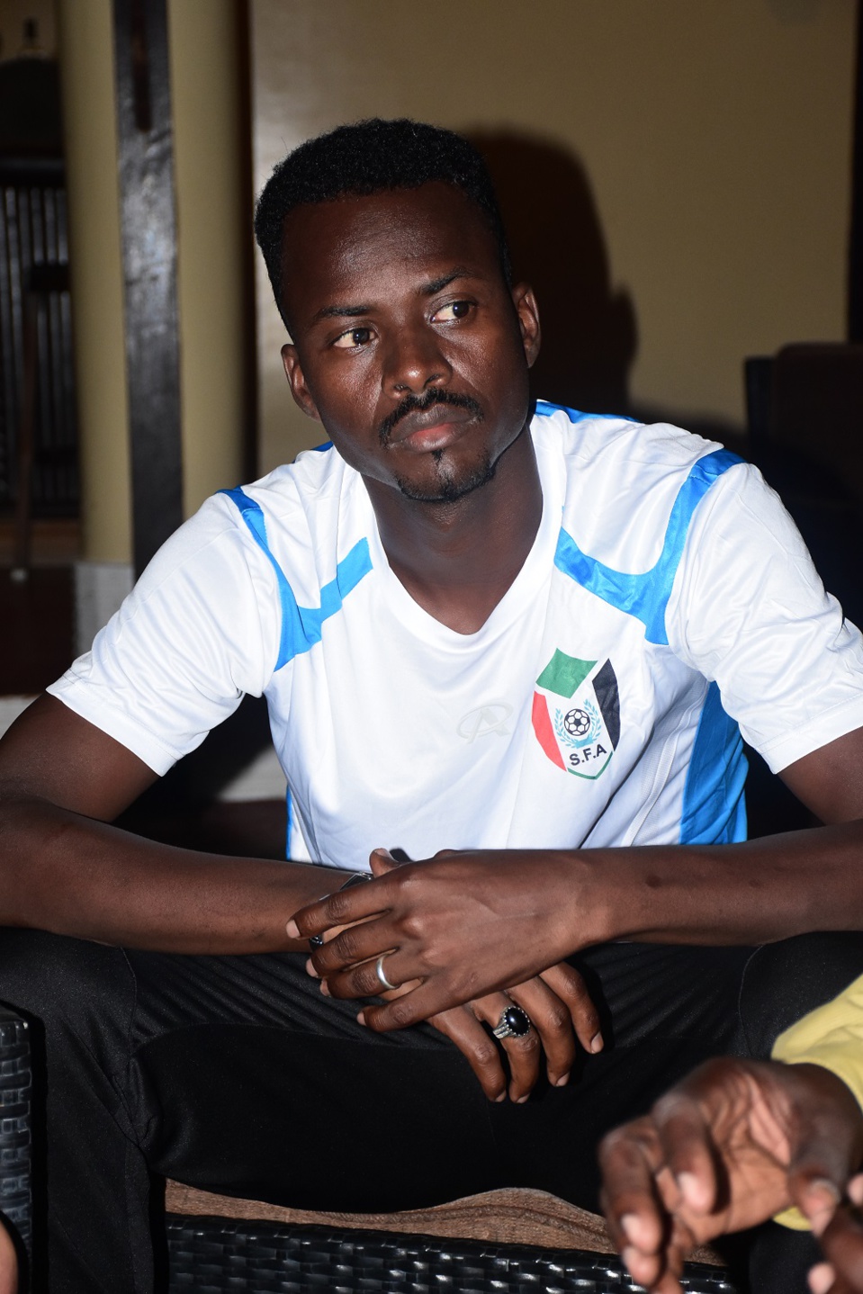 MOHAMED TAHER, CAPITAINE DU SOUDAN: «Les Sénégalais pensent qu’ils sont meilleurs que nous, mais samedi, on va leur montrer le contraire» MOHAMED TAHER, CAPITAINE DU SOUDAN: «Les Sénégalais pensent qu’ils sont meilleurs que nous, mais samedi, on va leur montrer le contraire»