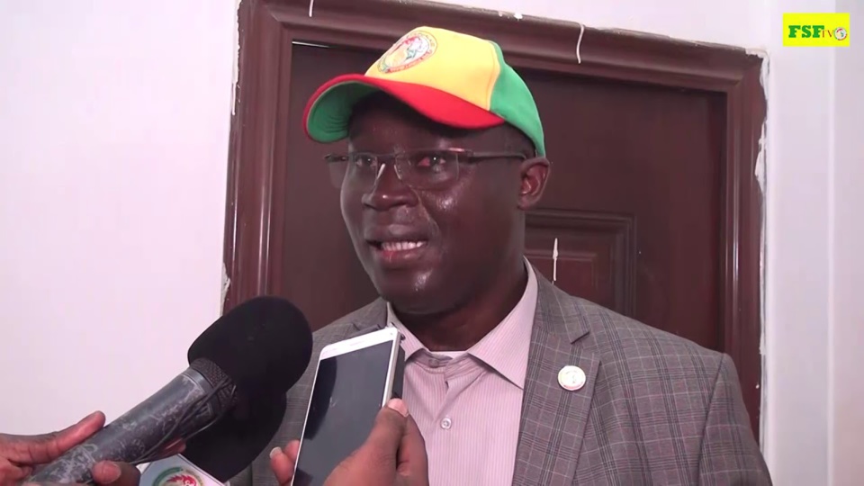 AUGUSTIN SENGHOR: «Il faut savoir souffrir parfois» AUGUSTIN SENGHOR: «Il faut savoir souffrir parfois»