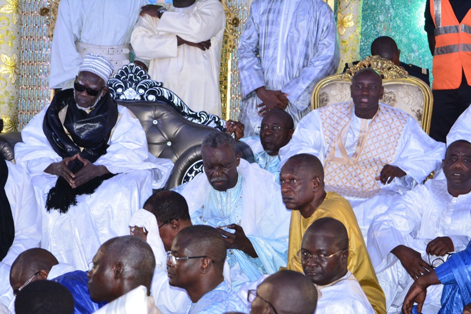 VIE EN SOCIETE, POLITIQUE, RELATIONS ENTRE CONFRERIES, MONDE MUSULMAN: le sermon historique de Serigne Mountakha Mbacké VIE EN SOCIETE, POLITIQUE, RELATIONS ENTRE CONFRERIES, MONDE MUSULMAN: le sermon historique de Serigne Mountakha Mbacké