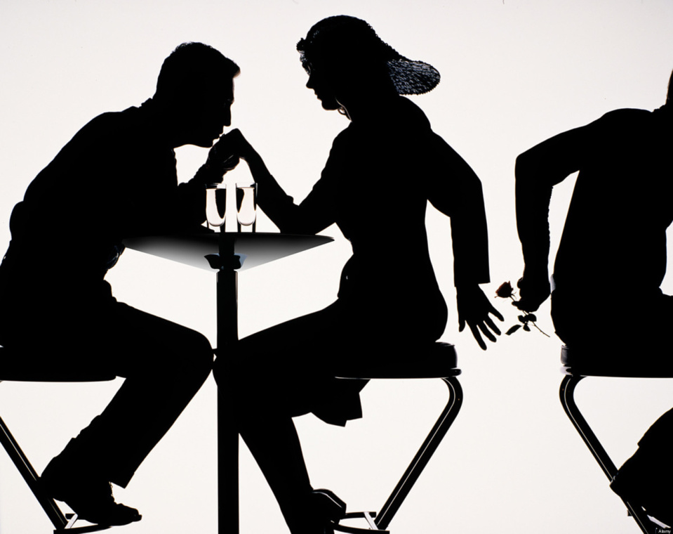 MARI COCU: Al Kassoum Abdoulaye Hanne collecte les mails échangés par sa femme Sokhna Mariama Diarra Bousso Sow avec son amant pour récupérer la garde de leur enfant MARI COCU: Al Kassoum Abdoulaye Hanne collecte les mails échangés par sa femme Sokhna Mariama Diarra Bousso Sow avec son amant pour récupérer la garde de leur enfant