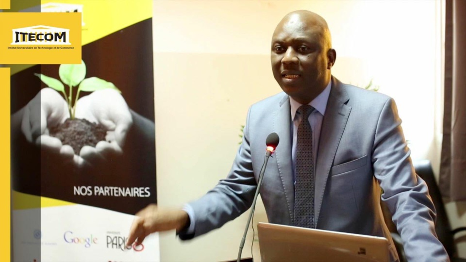 CLIMAT DELETERE A ITECOM: Les enseignants étalent leur désarroi et vilipendent leur directeur Mamadou Gningue CLIMAT DELETERE A ITECOM: Les enseignants étalent leur désarroi et vilipendent leur directeur Mamadou Gningue