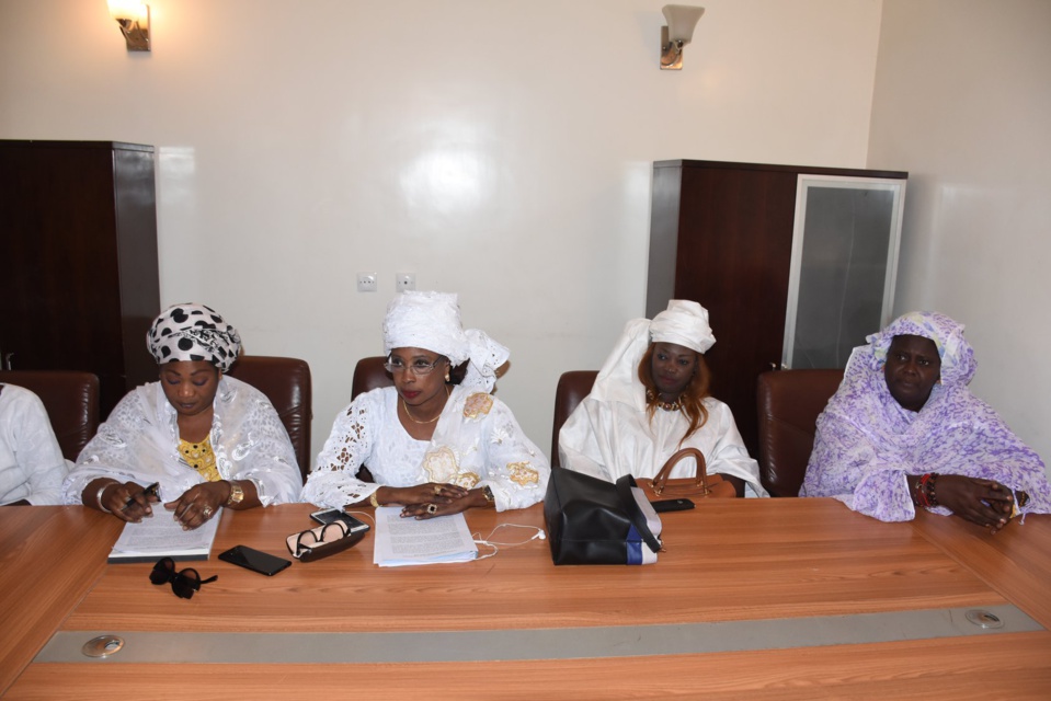 LES FEMMES DE TAXAWU DAKAR AFFICHENT LEUR DÉTERMINATION: «Le combat ne fait que commencer» LES FEMMES DE TAXAWU DAKAR AFFICHENT LEUR DÉTERMINATION: «Le combat ne fait que commencer»