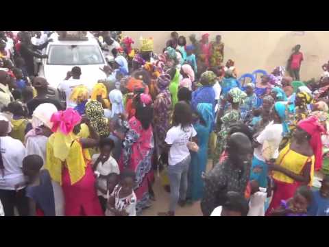 VISITE DE PROXIMITÉ :Une forte délégation des jeunes de l'APR conduite par Pape Demba ndiaye à Thiès prêt à offrir un 2ème mandat à Macky