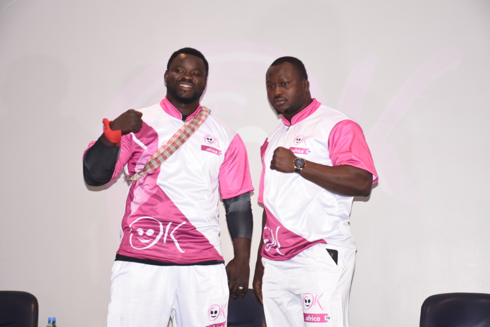 COMBAT ROYAL: Passe d’armes entre Modou Lô et Eumeu Sène COMBAT ROYAL: Passe d’armes entre Modou Lô et Eumeu Sène