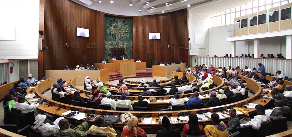 MISE EN PLACE DE LA COMMISSION D’ENQUETE PARLEMENTAIRE RELATIVE A L’AFFAIRE DITE DES 94 MILLIARDS: Sonko zappe la séance, l’opposition s’érige en bouclier et dénonce un harcèlement MISE EN PLACE DE LA COMMISSION D’ENQUETE PARLEMENTAIRE RELATIVE A L’AFFAIRE DITE DES 94 MILLIARDS: Sonko zappe la séance, l’opposition s’érige en bouclier et dénonce un harcèlement