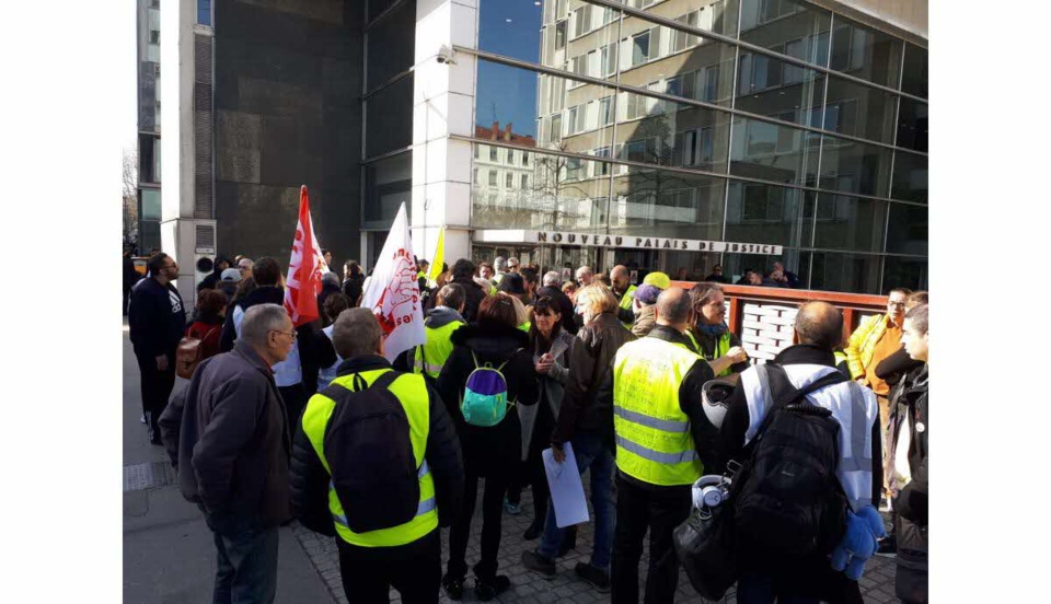 DES DIZAINES D’HECTARES DE TERRES ATTRIBUES AUX MULTINATIONALES FRANÇAISES, EXEMPTION D’IMPOTS DE 99 ANS, 98% DES FRUITS ET LEGUMES EXPORTES EN FRANCE: Révélation des Gilets Jaunes de Saint Denis (93) sur le pillage français au Sénégal