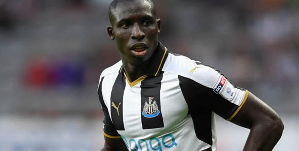 MOHAMED DIAME, MILIEU DE TERRAIN SENEGALAIS: «Si je dois quitter Newcastle, cela ne sera pas un problème»