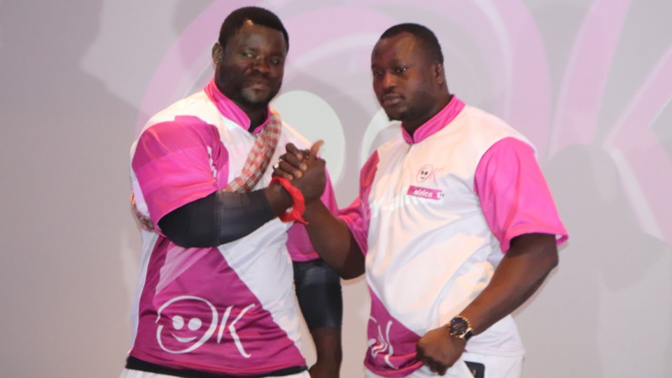 FACE A FACE HIER A LA 2STV : Eumeu Sène force le passage et provoque un incident FACE A FACE HIER A LA 2STV : Eumeu Sène force le passage et provoque un incident