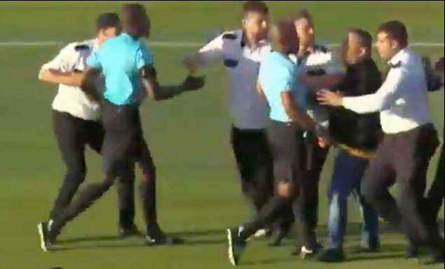 CLUB SPORTIF SFAXIEN SOUS LA MENACE DE LOURDES SANCTIONS : L’arbitre sénégalais Maguette Ndiaye a dénoncé les joueurs agresseurs à la Caf