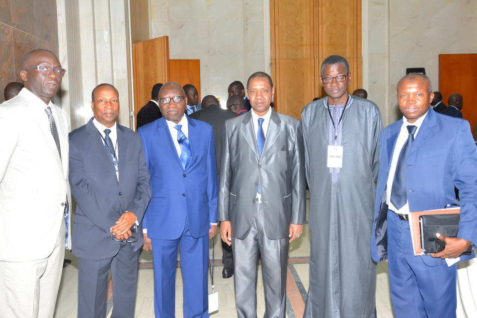 SORTIE MUSCLEE DU BATONNIER: L’Ums se braque, défend le procureur et tance le bâtonnier Mbaye Guèye SORTIE MUSCLEE DU BATONNIER: L’Ums se braque, défend le procureur et tance le bâtonnier Mbaye Guèye