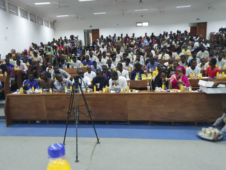 TOUT EN IMAGES : Ndogou des étudiants ressortissants de Kolda parrainé par le Directeur des impôts et domaines Mamadou DIAO TOUT EN IMAGES : Ndogou des étudiants ressortissants de Kolda parrainé par le Directeur des impôts et domaines Mamadou DIAO