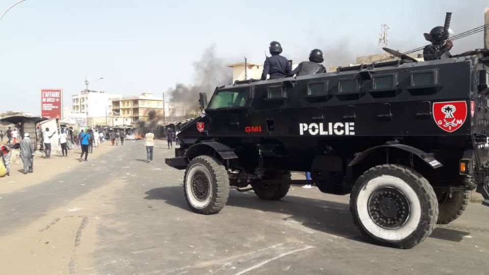 Revivez les affrontements entre manifestants et forces de l’ordre Revivez les affrontements entre manifestants et forces de l’ordre