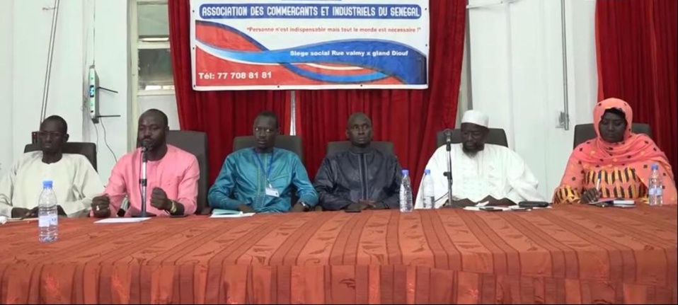 Situation au port : l’Association des Commerçants et Industriels du Sénégal alerte et menace Situation au port : l’Association des Commerçants et Industriels du Sénégal alerte et menace