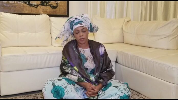 Aida Diallo fait profil bas: 