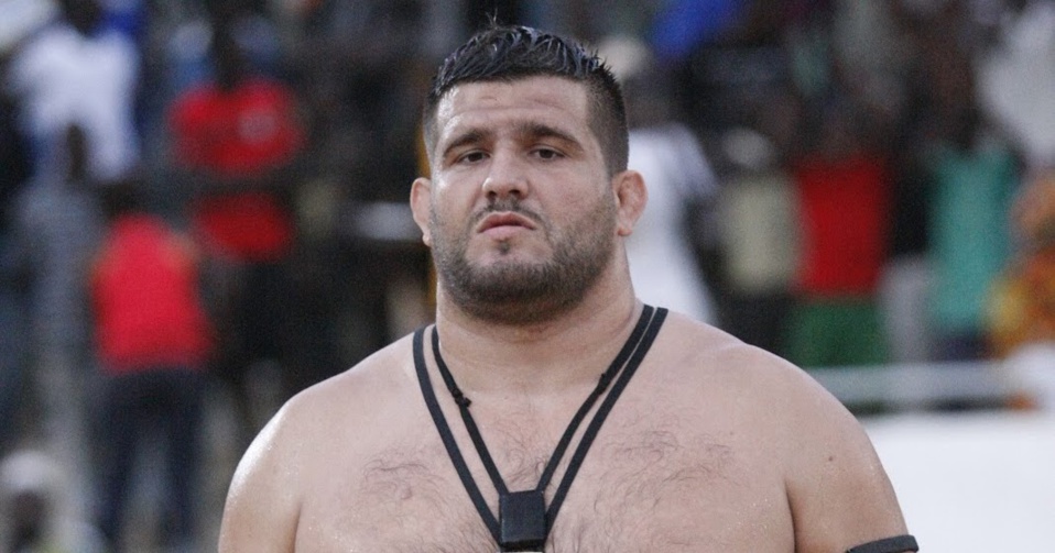 Souvenirs : Juan parle de la lutte,J’ai eu sept victoires, zéro défaite, du racisme au Sénégal…