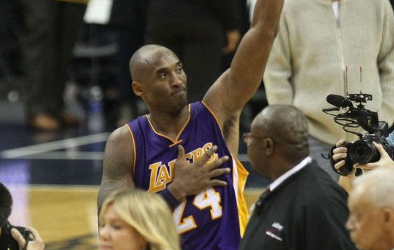 MORT ACCIDENTELLE DE KOBE BRYANT: Macky Sall salue la mémoire d’une «grande légende du basket»