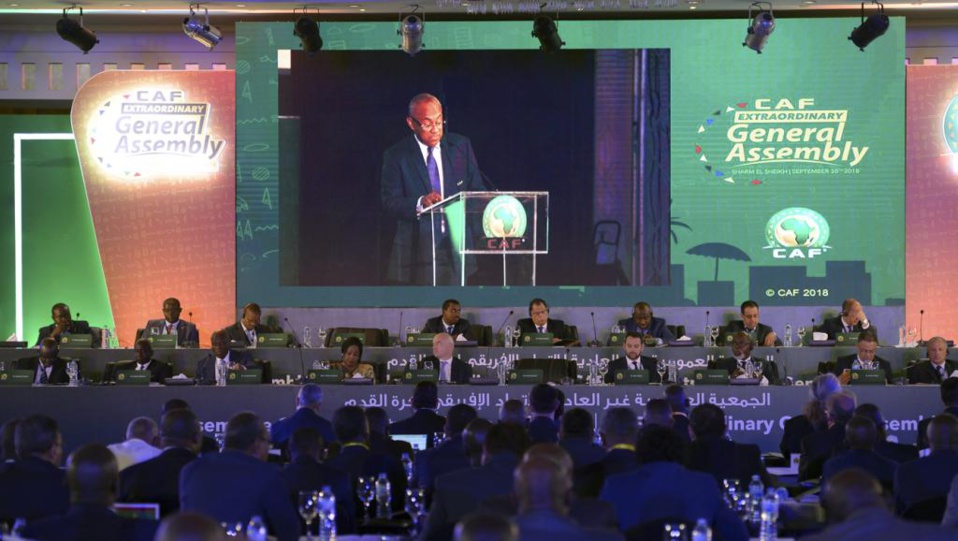 LES DIRIGEANTS DU FOOTBALL AFRICAIN PRIS EN FLAGRANT DÉLIT: 24 millions de dollars détournés sur les 51 millions injectés par la Fifa entre 2015 et 2018 LES DIRIGEANTS DU FOOTBALL AFRICAIN PRIS EN FLAGRANT DÉLIT: 24 millions de dollars détournés sur les 51 millions injectés par la Fifa entre 2015 et 2018