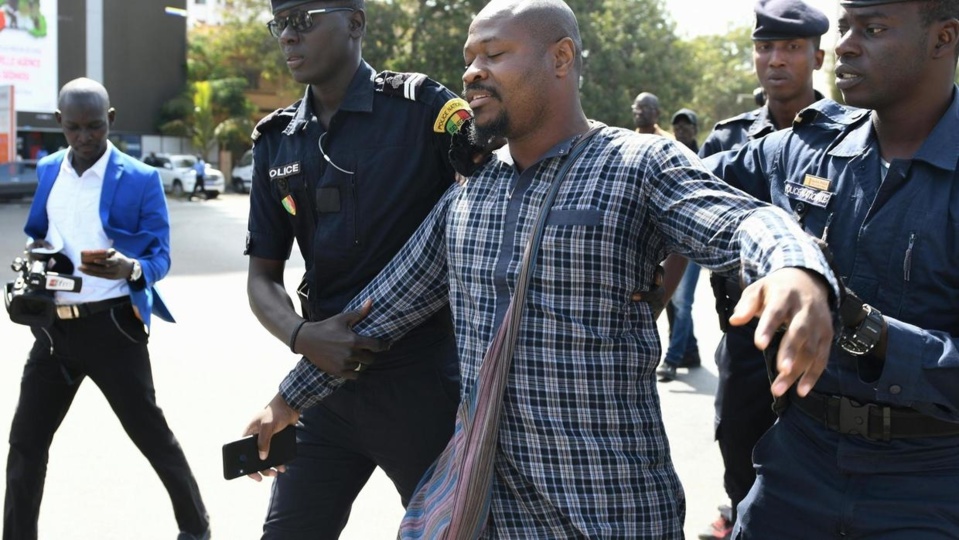 NOUVELLE LETTRE DE L’ACTIVISTE DEPUIS LE CAMP PÉNAL: Guy Marius Sagna rejette tout compromis pour sa libération NOUVELLE LETTRE DE L’ACTIVISTE DEPUIS LE CAMP PÉNAL: Guy Marius Sagna rejette tout compromis pour sa libération