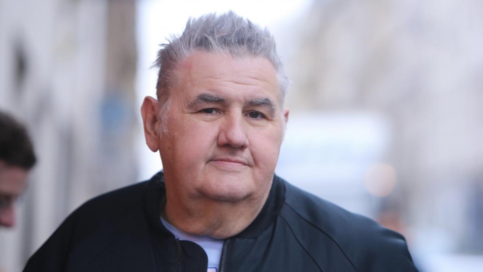 PIERRE MENES SUR LE DEPART DE GUEYE DU PSG: «Oui pour prendre un milieu plus athlétique que Guèye» PIERRE MENES SUR LE DEPART DE GUEYE DU PSG: «Oui pour prendre un milieu plus athlétique que Guèye»