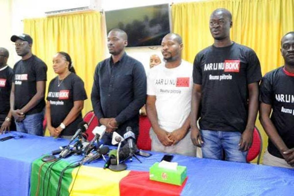 SENELEC-AKILEE: Aar Li Nu Bokk et Ñoo Lank dénoncent le contrat et exigent sa renégociation SENELEC-AKILEE: Aar Li Nu Bokk et Ñoo Lank dénoncent le contrat et exigent sa renégociation