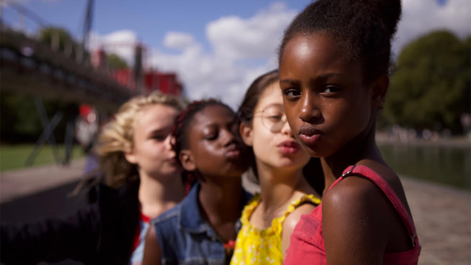 CINEMA: Netflix accusé de sexualiser les jeunes filles après l’annonce de la sortie d’un film sur une Sénégalaise de 11 ans CINEMA: Netflix accusé de sexualiser les jeunes filles après l’annonce de la sortie d’un film sur une Sénégalaise de 11 ans