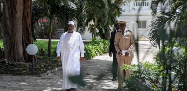 Dialogue politique et Locales : Macky réunit son staff au Palais