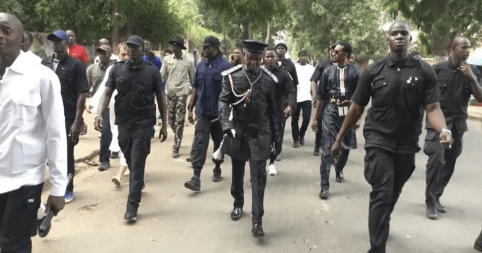 Découverte de 353 personnes emprisonnées à ouakam, Malika...: des proches de Serigne Modou Kara Mbacké dans de sales draps Découverte de 353 personnes emprisonnées à ouakam, Malika...: des proches de Serigne Modou Kara Mbacké dans de sales draps