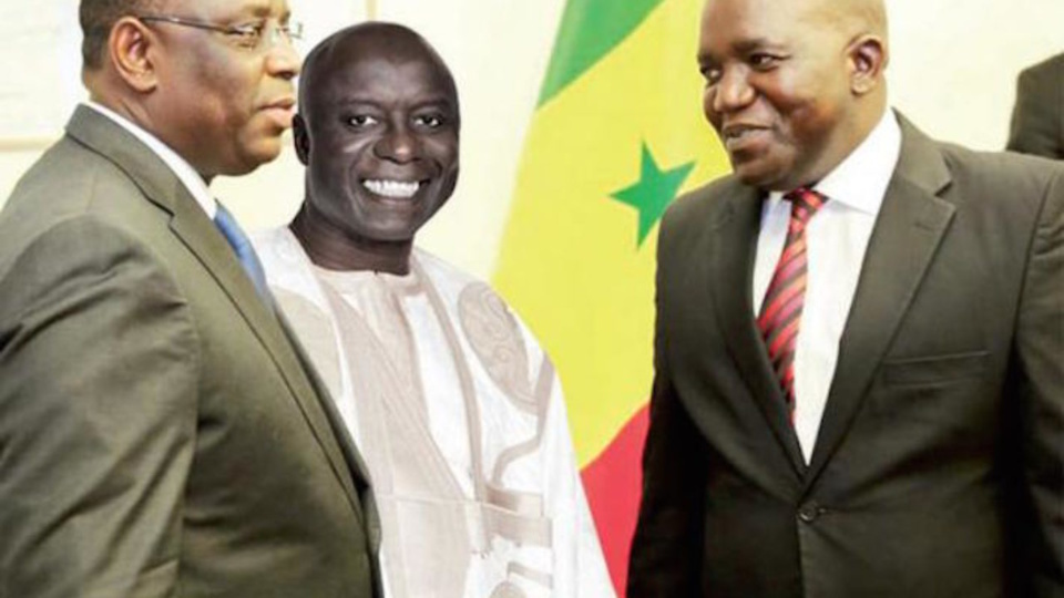 RENCONTRE AVEC LA CONFERENCE DES LEADERS DE BENNO: Idrissa Seck et Omar Sarr aussi étaient au palais RENCONTRE AVEC LA CONFERENCE DES LEADERS DE BENNO: Idrissa Seck et Omar Sarr aussi étaient au palais