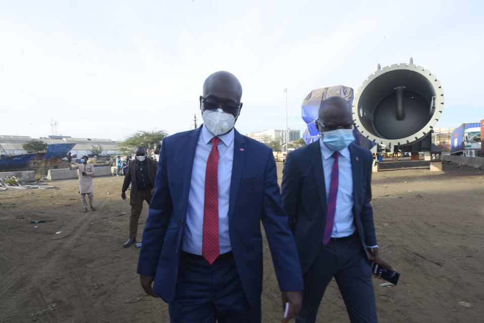CENTRALE DE MALICOUNDA: Pape Mademba Bitèye réceptionne les composantes du groupe électrogène et annonce une baisse des coûts de production CENTRALE DE MALICOUNDA: Pape Mademba Bitèye réceptionne les composantes du groupe électrogène et annonce une baisse des coûts de production