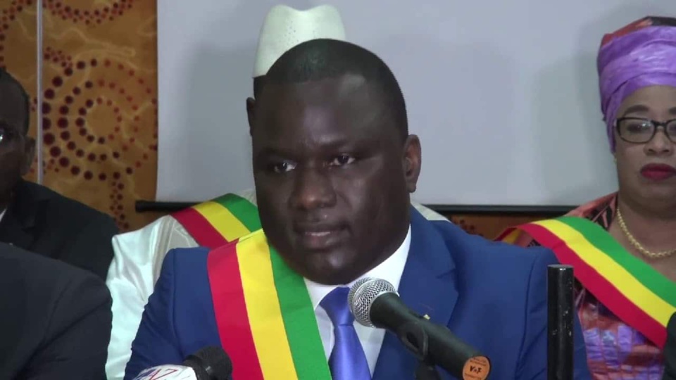 COMITE DE SUIVI DU DIALOGUE POLITIQUE POUR LE COMPTE DE L’OPPOSITION: Saliou Sarr remplace Déthié Fall qui a demandé à être déchargé COMITE DE SUIVI DU DIALOGUE POLITIQUE POUR LE COMPTE DE L’OPPOSITION: Saliou Sarr remplace Déthié Fall qui a demandé à être déchargé