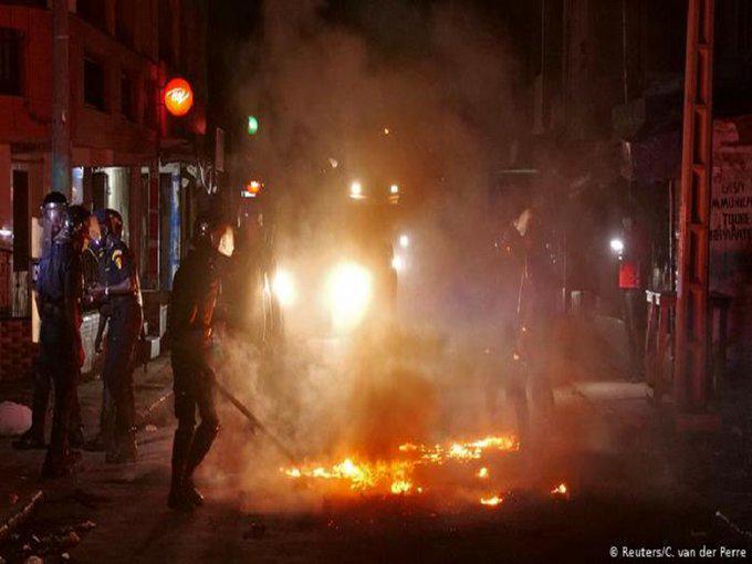 ENTRÉE EN VIGUEUR DU COUVRE-FEU: Dakar et sa banlieue à feu et à flammes