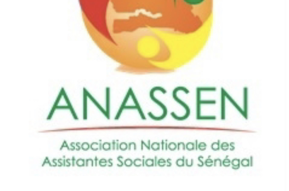 LUTTE CONTRE LE COVID-19 : Les hôpitaux Aristide Le Dantec et Fann dotés en gels hydro-alcoolique, masques par l'Association nationale des assistantes sociales du Sénégal LUTTE CONTRE LE COVID-19 : Les hôpitaux Aristide Le Dantec et Fann dotés en gels hydro-alcoolique, masques par l'Association nationale des assistantes sociales du Sénégal
