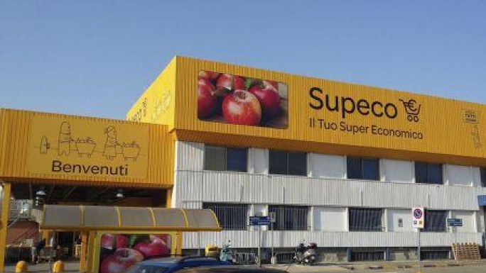 ENCORE DES COMBATS DE RUE SUIVIS DE DÉGÂTS MATÉRIELS EN BANLIEUE DAKAROISE Le supermarché «Supeco» de Golf Sud et la banque Atlantique de Mbao braqués